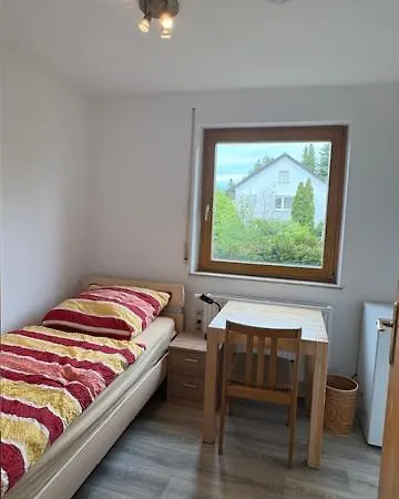 Guenstige Monteurzimmer - Oder Als Ganzes Haus Zu Vermieten Pensionat
